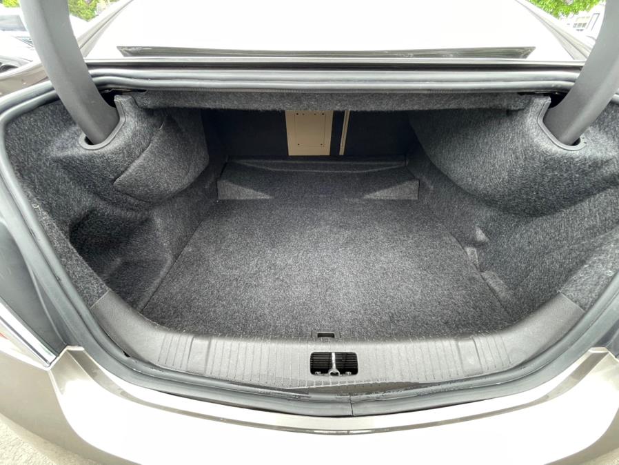 2010 Buick LaCrosse 4dr Sdn CXL 3.0L AWD, available for sale in North Branford, Connecticut | CarHavn. North Branford, Connecticut 2010 Buick LaCrosse 4dr Sdn CXL 3.0L AWD, available for sale in North Branford, Connecticut | CarHavn. North Branford, Connecticut
