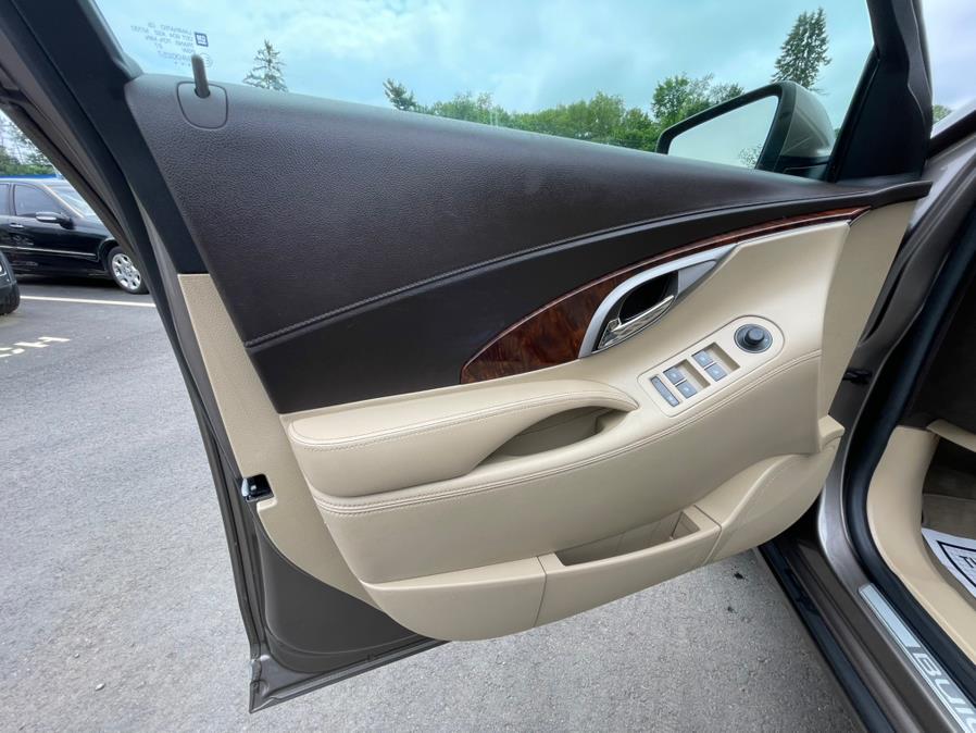 2010 Buick LaCrosse 4dr Sdn CXL 3.0L AWD, available for sale in North Branford, Connecticut | CarHavn. North Branford, Connecticut 2010 Buick LaCrosse 4dr Sdn CXL 3.0L AWD, available for sale in North Branford, Connecticut | CarHavn. North Branford, Connecticut