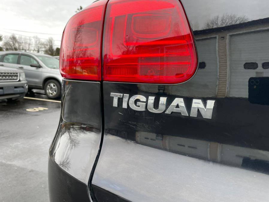2017 Volkswagen Tiguan 2.0T S 4MOTION, available for sale in North Branford, Connecticut | CarHavn. North Branford, Connecticut 2017 Volkswagen Tiguan 2.0T S 4MOTION, available for sale in North Branford, Connecticut | CarHavn. North Branford, Connecticut