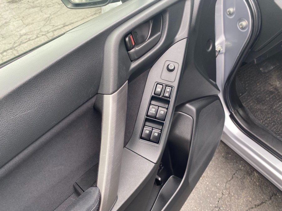 2015 Subaru Forester 4dr CVT 2.5i PZEV, available for sale in Paterson, New Jersey | DZ Automall. Paterson, New Jersey 2015 Subaru Forester 4dr CVT 2.5i PZEV, available for sale in Paterson, New Jersey | DZ Automall. Paterson, New Jersey