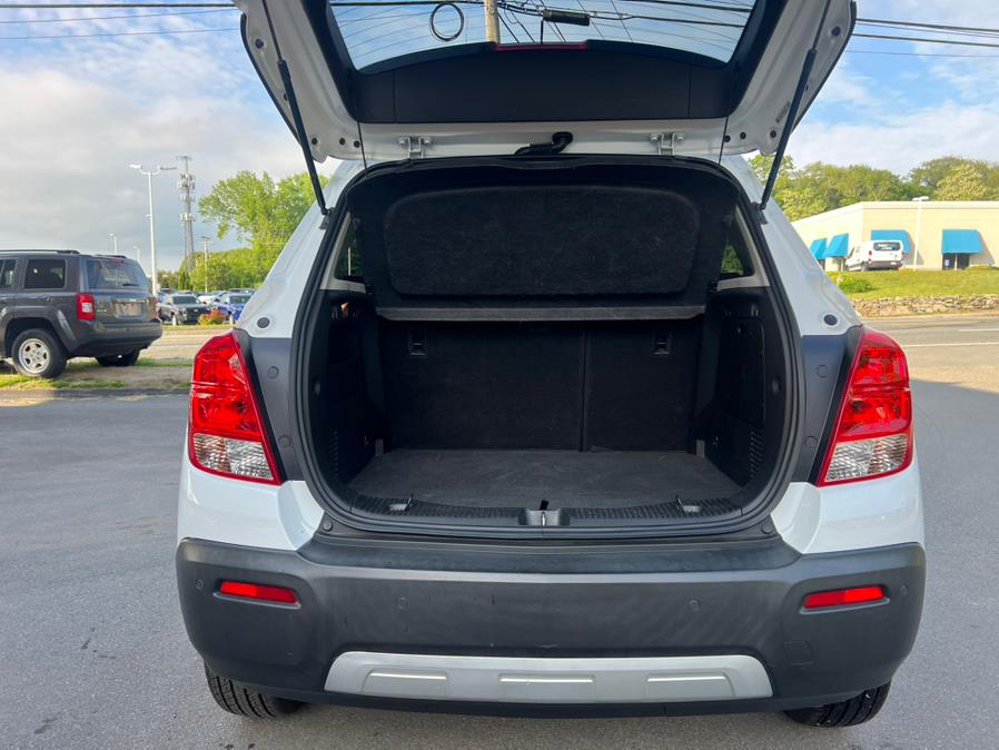 2016 Chevrolet Trax FWD 4dr LT, available for sale in Swansea, Massachusetts | Gas On The Run. Swansea, Massachusetts 2016 Chevrolet Trax FWD 4dr LT, available for sale in Swansea, Massachusetts | Gas On The Run. Swansea, Massachusetts