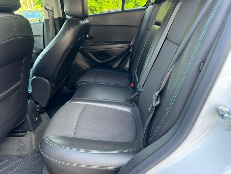 2016 Chevrolet Trax FWD 4dr LT, available for sale in Swansea, Massachusetts | Gas On The Run. Swansea, Massachusetts 2016 Chevrolet Trax FWD 4dr LT, available for sale in Swansea, Massachusetts | Gas On The Run. Swansea, Massachusetts
