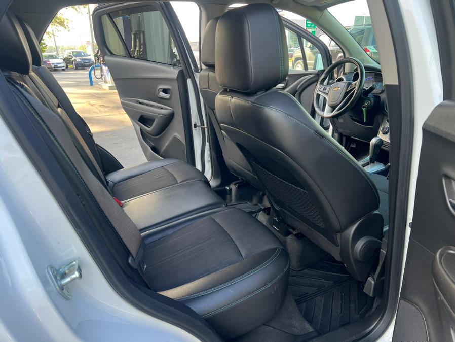 2016 Chevrolet Trax FWD 4dr LT, available for sale in Swansea, Massachusetts | Gas On The Run. Swansea, Massachusetts 2016 Chevrolet Trax FWD 4dr LT, available for sale in Swansea, Massachusetts | Gas On The Run. Swansea, Massachusetts