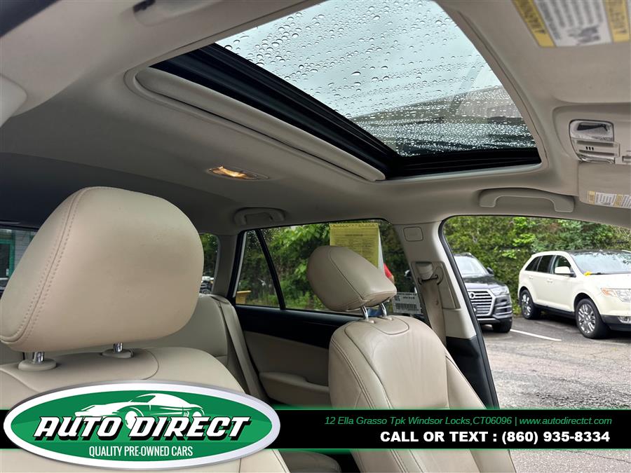 2015 Subaru Outback 4dr Wgn 2.5i Limited PZEV, available for sale in Windsor Locks, Connecticut | Auto Direct LLC. Windsor Locks, Connecticut 2015 Subaru Outback 4dr Wgn 2.5i Limited PZEV, available for sale in Windsor Locks, Connecticut | Auto Direct LLC. Windsor Locks, Connecticut