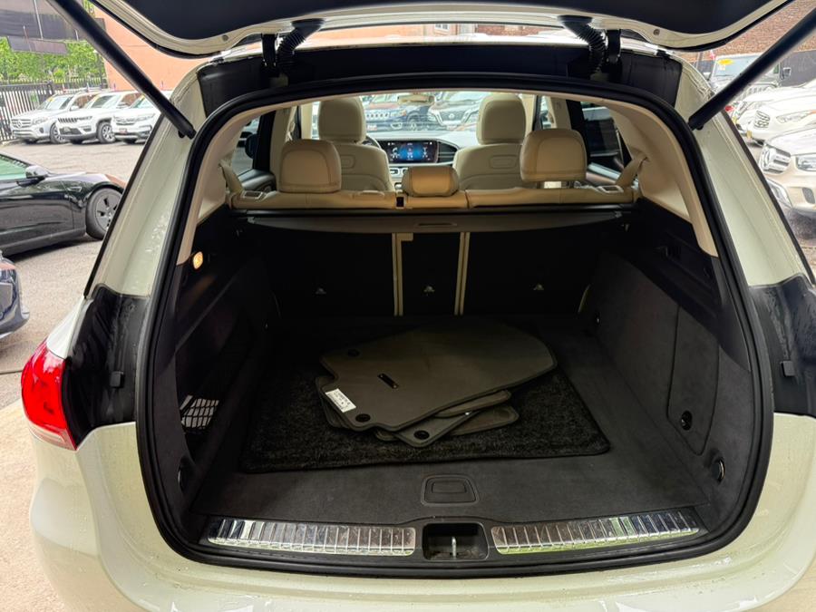 2020 Mercedes-Benz GLE GLE 350 4MATIC SUV, available for sale in Newark, New Jersey | Champion Of Newark. Newark, New Jersey 2020 Mercedes-Benz GLE GLE 350 4MATIC SUV, available for sale in Newark, New Jersey | Champion Of Newark. Newark, New Jersey