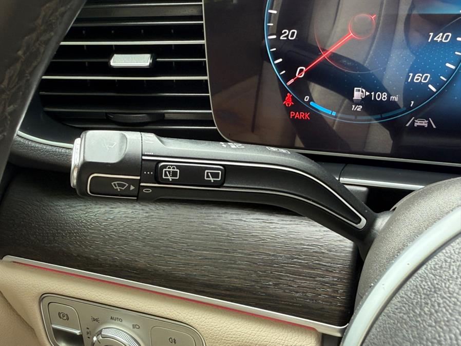 2020 Mercedes-Benz GLE GLE 350 4MATIC SUV, available for sale in Newark, New Jersey | Champion Of Newark. Newark, New Jersey 2020 Mercedes-Benz GLE GLE 350 4MATIC SUV, available for sale in Newark, New Jersey | Champion Of Newark. Newark, New Jersey