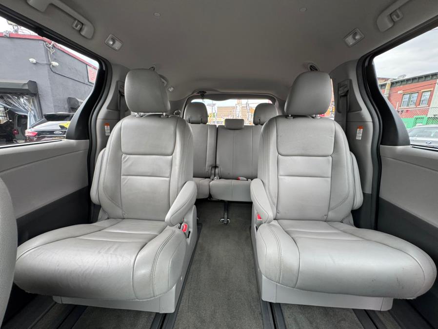 2017 Toyota Sienna Limited AWD 7-Passenger (Natl), available for sale in Irvington, New Jersey | Elis Motors Corp. Irvington, New Jersey 2017 Toyota Sienna Limited AWD 7-Passenger (Natl), available for sale in Irvington, New Jersey | Elis Motors Corp. Irvington, New Jersey