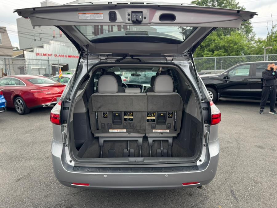 2017 Toyota Sienna Limited AWD 7-Passenger (Natl), available for sale in Irvington, New Jersey | Elis Motors Corp. Irvington, New Jersey 2017 Toyota Sienna Limited AWD 7-Passenger (Natl), available for sale in Irvington, New Jersey | Elis Motors Corp. Irvington, New Jersey