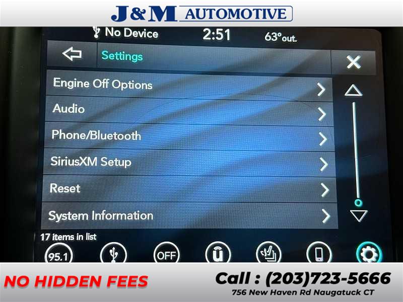2018 Chrysler 300 Touring L, available for sale in Naugatuck, Connecticut | J&M Automotive Sls&Svc LLC. Naugatuck, Connecticut 2018 Chrysler 300 Touring L, available for sale in Naugatuck, Connecticut | J&M Automotive Sls&Svc LLC. Naugatuck, Connecticut