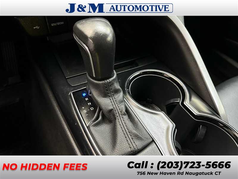 2020 Toyota Camry SE, available for sale in Naugatuck, Connecticut | J&M Automotive Sls&Svc LLC. Naugatuck, Connecticut 2020 Toyota Camry SE, available for sale in Naugatuck, Connecticut | J&M Automotive Sls&Svc LLC. Naugatuck, Connecticut