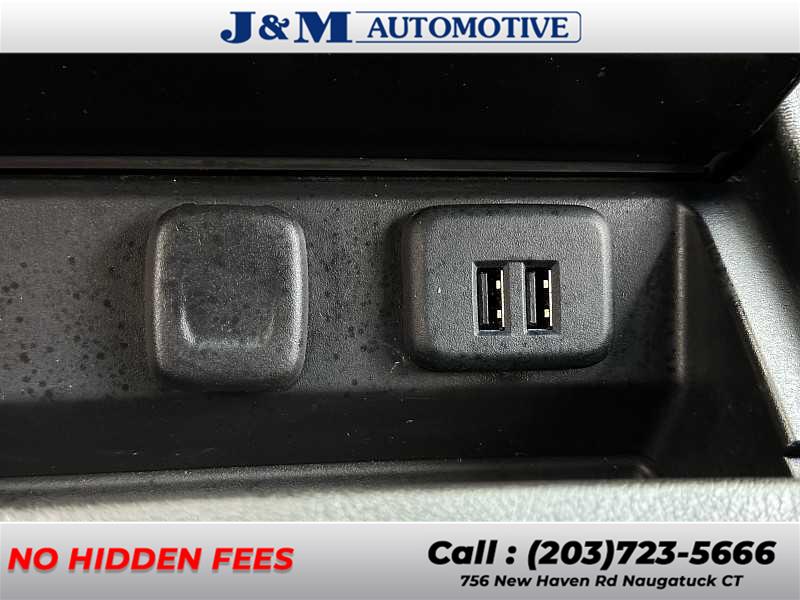 2015 Chevrolet Suburban LTZ, available for sale in Naugatuck, Connecticut | J&M Automotive Sls&Svc LLC. Naugatuck, Connecticut 2015 Chevrolet Suburban LTZ, available for sale in Naugatuck, Connecticut | J&M Automotive Sls&Svc LLC. Naugatuck, Connecticut