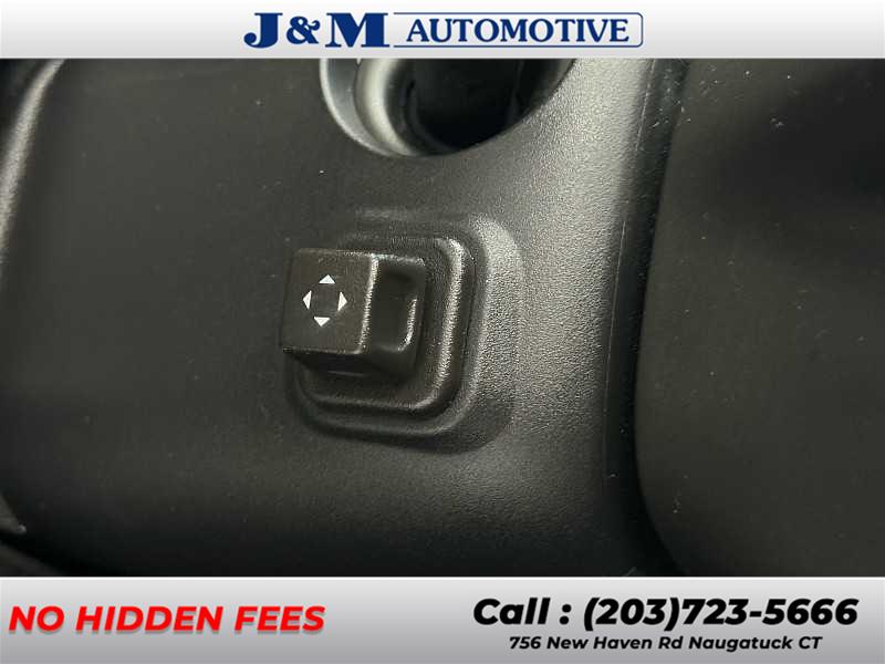 2015 Chevrolet Suburban LTZ, available for sale in Naugatuck, Connecticut | J&M Automotive Sls&Svc LLC. Naugatuck, Connecticut 2015 Chevrolet Suburban LTZ, available for sale in Naugatuck, Connecticut | J&M Automotive Sls&Svc LLC. Naugatuck, Connecticut