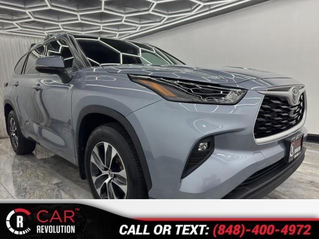 2022 Toyota Highlander XLE AWD, available for sale in Maple Shade, New Jersey | Car Revolution. Maple Shade, New Jersey