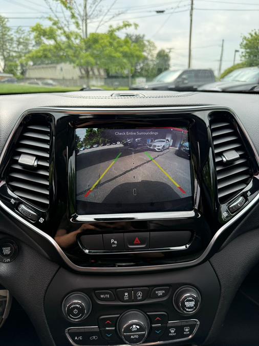 2020 Jeep Cherokee Limited 4x4, available for sale in Windsor Locks, Connecticut | JANNA MOTORS LLC. Windsor Locks, Connecticut 2020 Jeep Cherokee Limited 4x4, available for sale in Windsor Locks, Connecticut | JANNA MOTORS LLC. Windsor Locks, Connecticut