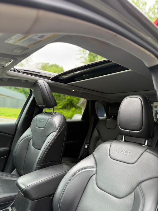 2020 Jeep Cherokee Limited 4x4, available for sale in Windsor Locks, Connecticut | JANNA MOTORS LLC. Windsor Locks, Connecticut 2020 Jeep Cherokee Limited 4x4, available for sale in Windsor Locks, Connecticut | JANNA MOTORS LLC. Windsor Locks, Connecticut