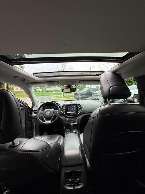 2020 Jeep Cherokee Limited 4x4, available for sale in Windsor Locks, Connecticut | JANNA MOTORS LLC. Windsor Locks, Connecticut 2020 Jeep Cherokee Limited 4x4, available for sale in Windsor Locks, Connecticut | JANNA MOTORS LLC. Windsor Locks, Connecticut