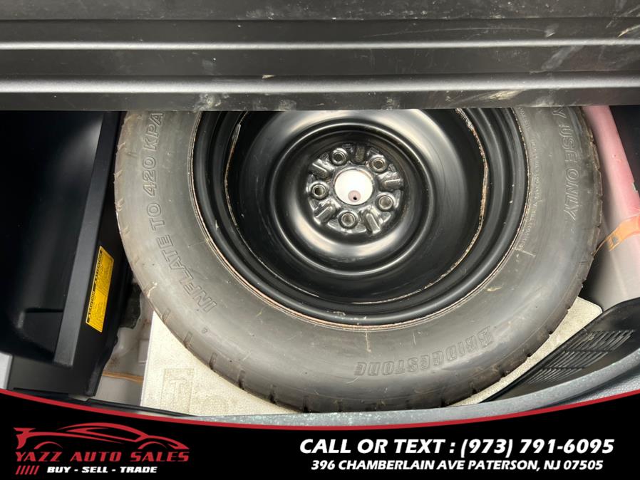 2013 Toyota RAV4 AWD 4dr XLE (Natl), available for sale in Paterson, New Jersey | Yazz Auto Sales. Paterson, New Jersey 2013 Toyota RAV4 AWD 4dr XLE (Natl), available for sale in Paterson, New Jersey | Yazz Auto Sales. Paterson, New Jersey