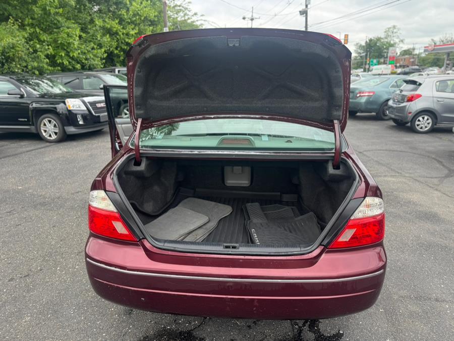 2004 Toyota Avalon 4dr Sdn XLS w/Bucket Seats (Natl), available for sale in BURLINGTON, New Jersey | Tri States Auto Group. BURLINGTON, New Jersey 2004 Toyota Avalon 4dr Sdn XLS w/Bucket Seats (Natl), available for sale in BURLINGTON, New Jersey | Tri States Auto Group. BURLINGTON, New Jersey