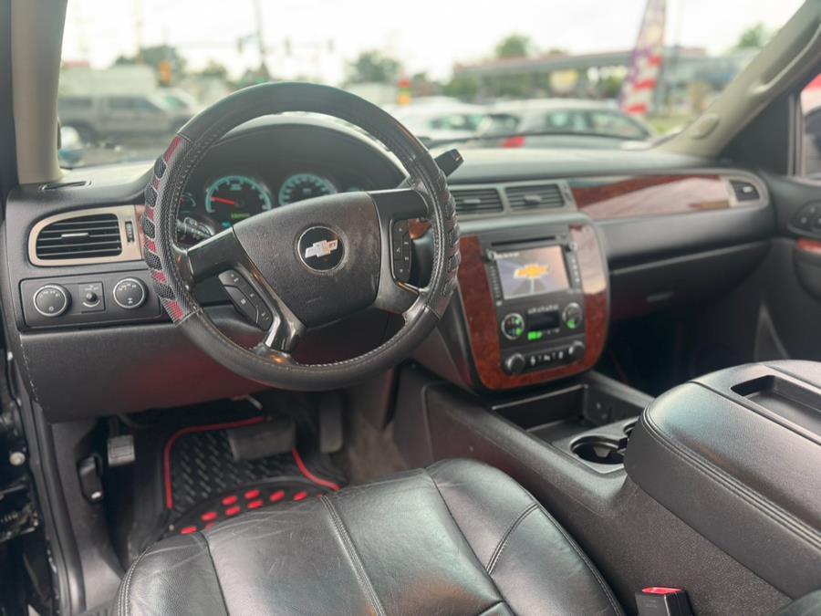 2013 Chevrolet Tahoe Hybrid 4WD 4dr, available for sale in BURLINGTON, New Jersey | Tri States Auto Group. BURLINGTON, New Jersey 2013 Chevrolet Tahoe Hybrid 4WD 4dr, available for sale in BURLINGTON, New Jersey | Tri States Auto Group. BURLINGTON, New Jersey