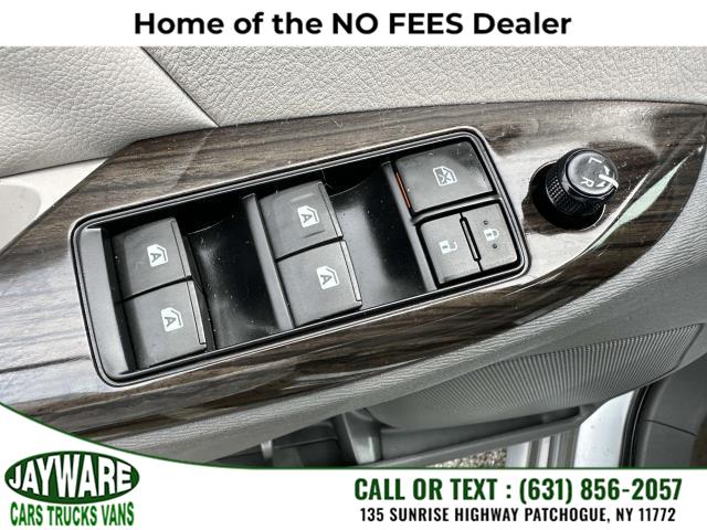 2015 Toyota Sienna 5dr 8-Pass Van XLE FWD (Natl), available for sale in Patchogue, New York | Jayware Cars Trucks Vans. Patchogue, New York 2015 Toyota Sienna 5dr 8-Pass Van XLE FWD (Natl), available for sale in Patchogue, New York | Jayware Cars Trucks Vans. Patchogue, New York