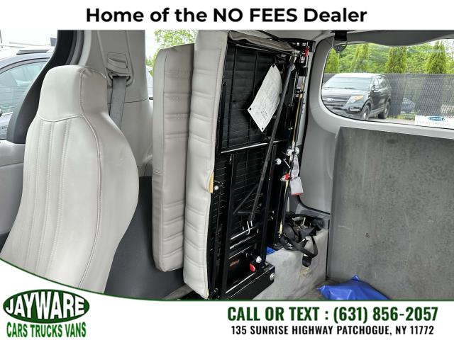 2015 Toyota Sienna 5dr 8-Pass Van XLE FWD (Natl), available for sale in Patchogue, New York | Jayware Cars Trucks Vans. Patchogue, New York 2015 Toyota Sienna 5dr 8-Pass Van XLE FWD (Natl), available for sale in Patchogue, New York | Jayware Cars Trucks Vans. Patchogue, New York
