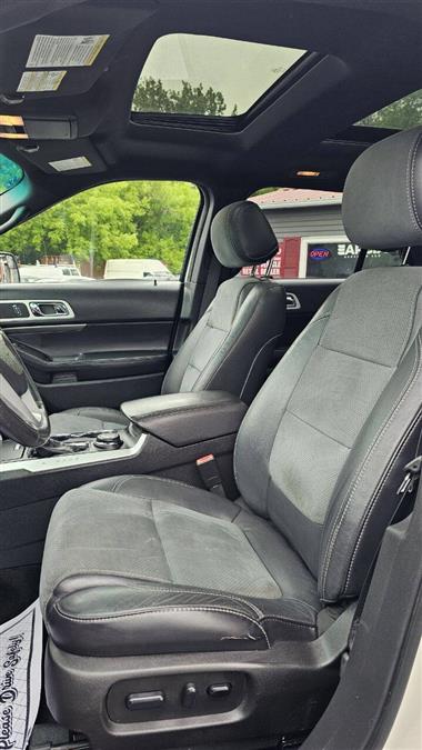 2015 Ford Explorer XLT AWD 4dr SUV, available for sale in Wolcott, New York | Auto Hunter CNY. Wolcott, New York 2015 Ford Explorer XLT AWD 4dr SUV, available for sale in Wolcott, New York | Auto Hunter CNY. Wolcott, New York