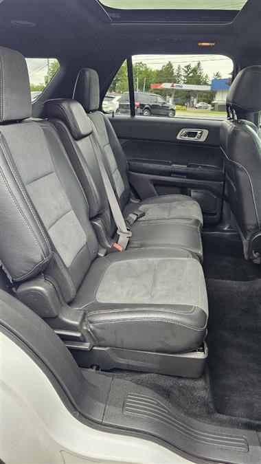 2015 Ford Explorer XLT AWD 4dr SUV, available for sale in Wolcott, New York | Auto Hunter CNY. Wolcott, New York 2015 Ford Explorer XLT AWD 4dr SUV, available for sale in Wolcott, New York | Auto Hunter CNY. Wolcott, New York