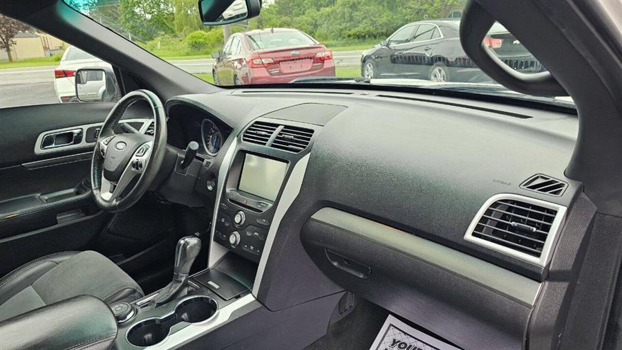 2015 Ford Explorer XLT AWD 4dr SUV, available for sale in Wolcott, New York | Auto Hunter CNY. Wolcott, New York 2015 Ford Explorer XLT AWD 4dr SUV, available for sale in Wolcott, New York | Auto Hunter CNY. Wolcott, New York