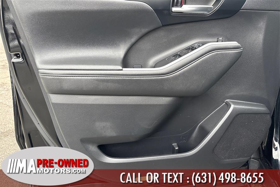 2021 Toyota Highlander XLE AWD (Natl), available for sale in Huntington Station, New York | M & A Motors. Huntington Station, New York 2021 Toyota Highlander XLE AWD (Natl), available for sale in Huntington Station, New York | M & A Motors. Huntington Station, New York