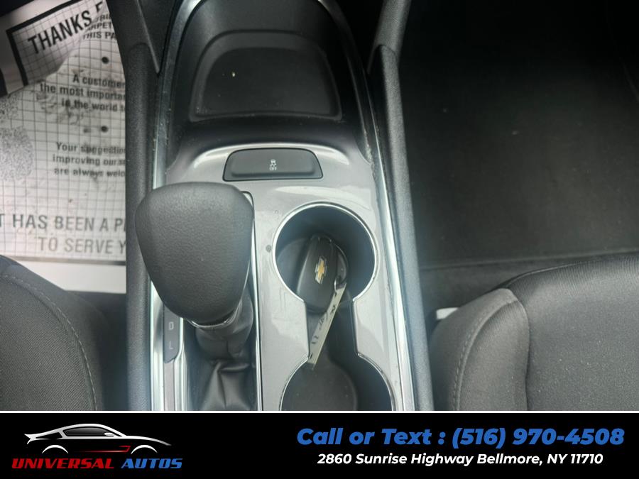 2022 Chevrolet Malibu 4dr Sdn LT, available for sale in Bellmore, New York | Universal Autos. Bellmore, New York 2022 Chevrolet Malibu 4dr Sdn LT, available for sale in Bellmore, New York | Universal Autos. Bellmore, New York