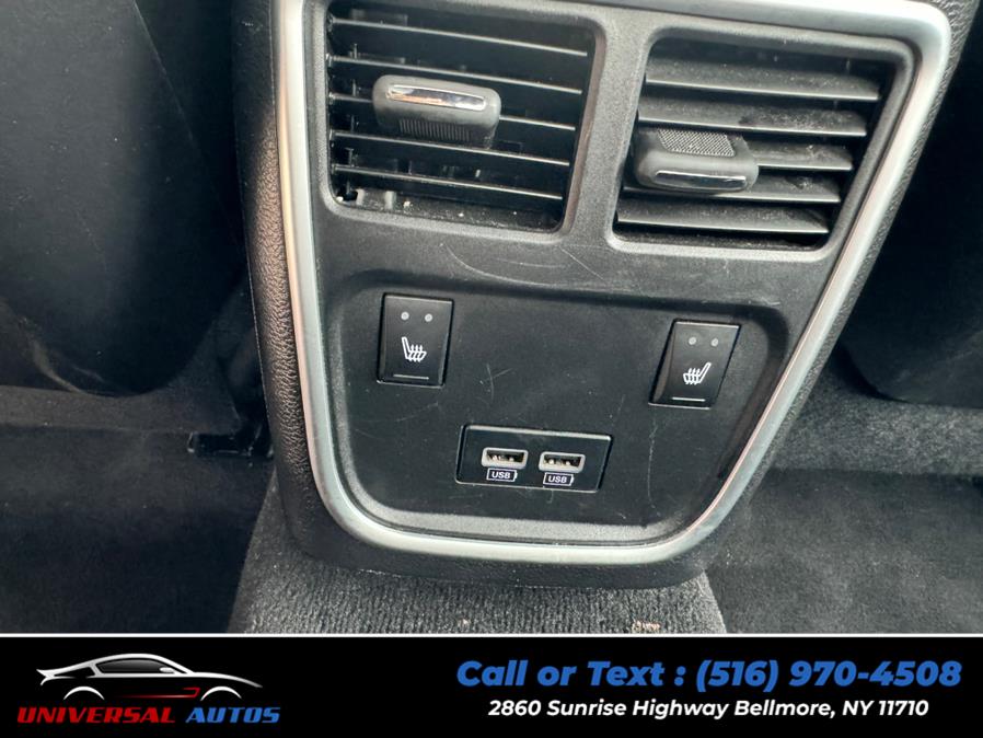 2022 Dodge Charger SXT RWD, available for sale in Bellmore, New York | Universal Autos. Bellmore, New York 2022 Dodge Charger SXT RWD, available for sale in Bellmore, New York | Universal Autos. Bellmore, New York
