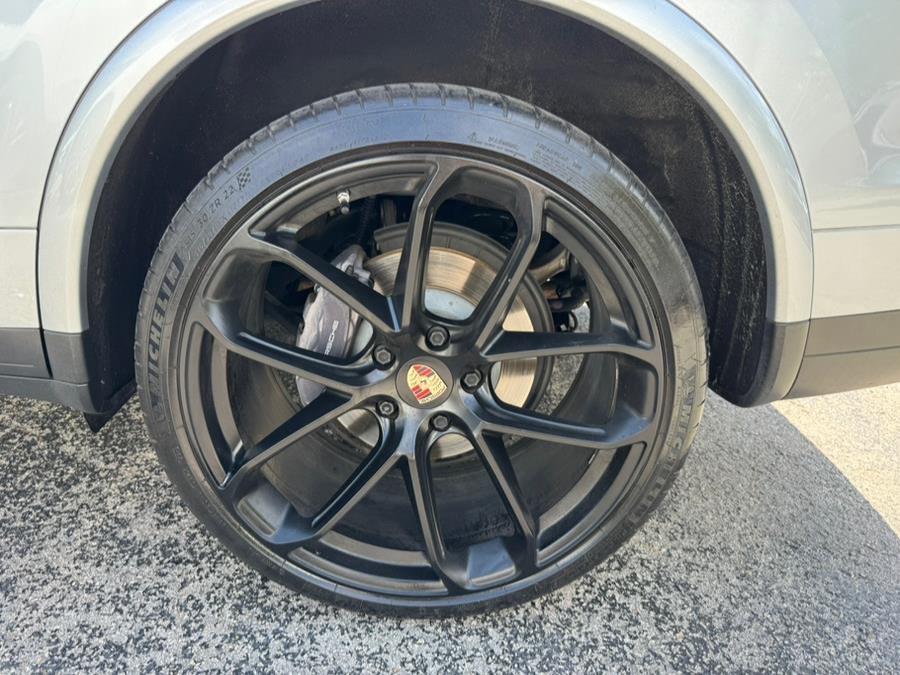 2018 Porsche Cayenne Platinum Edition AWD, available for sale in Miami, FL, Florida | Bal Harbour Motor Group LLC. Miami, FL, Florida 2018 Porsche Cayenne Platinum Edition AWD, available for sale in Miami, FL, Florida | Bal Harbour Motor Group LLC. Miami, FL, Florida
