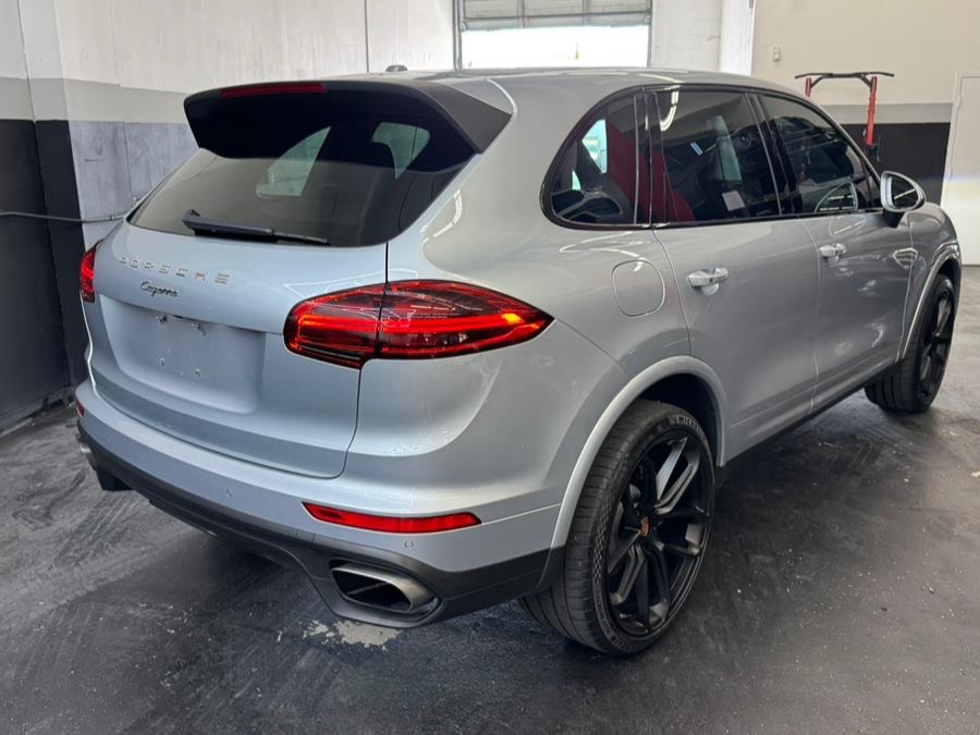2018 Porsche Cayenne Platinum Edition AWD, available for sale in Miami, FL, Florida | Bal Harbour Motor Group LLC. Miami, FL, Florida 2018 Porsche Cayenne Platinum Edition AWD, available for sale in Miami, FL, Florida | Bal Harbour Motor Group LLC. Miami, FL, Florida