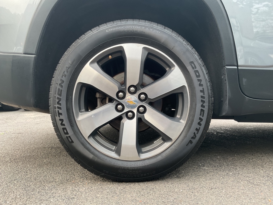 2019 Chevrolet Traverse AWD 4dr LT Leather w/3LT, available for sale in Waterbury, Connecticut | Jim Juliani Motors. Waterbury, Connecticut 2019 Chevrolet Traverse AWD 4dr LT Leather w/3LT, available for sale in Waterbury, Connecticut | Jim Juliani Motors. Waterbury, Connecticut