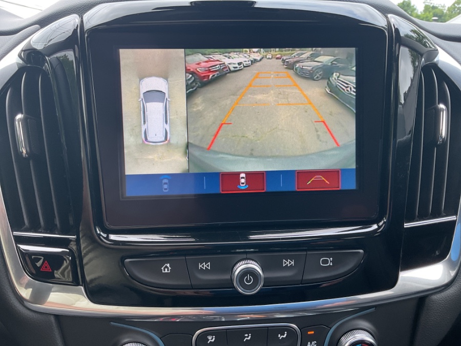 2019 Chevrolet Traverse AWD 4dr LT Leather w/3LT, available for sale in Waterbury, Connecticut | Jim Juliani Motors. Waterbury, Connecticut 2019 Chevrolet Traverse AWD 4dr LT Leather w/3LT, available for sale in Waterbury, Connecticut | Jim Juliani Motors. Waterbury, Connecticut