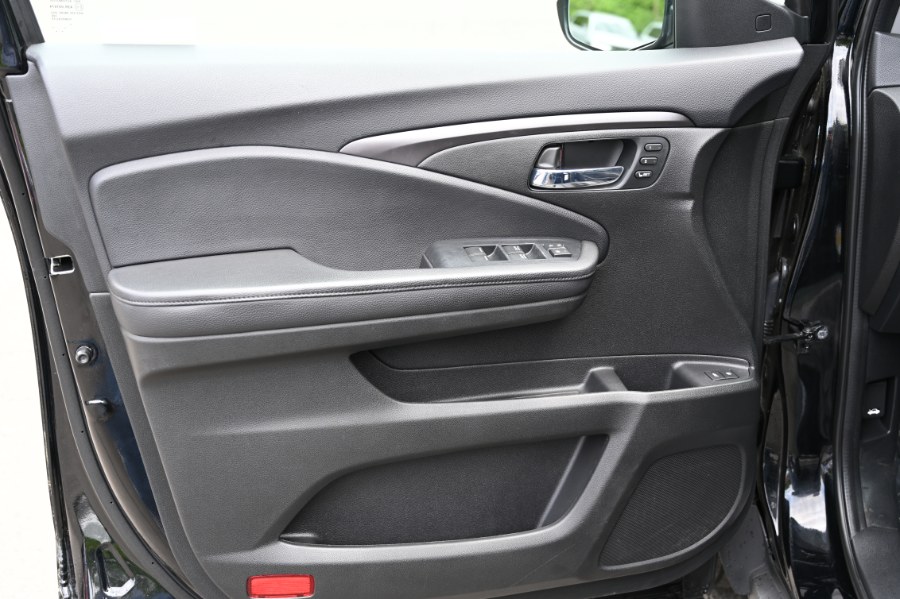 2022 Honda Pilot EX-L AWD, available for sale in Waterbury, Connecticut | Highline Car Connection. Waterbury, Connecticut 2022 Honda Pilot EX-L AWD, available for sale in Waterbury, Connecticut | Highline Car Connection. Waterbury, Connecticut