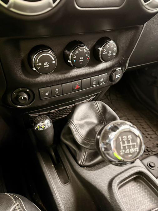 2017 Jeep Wrangler Unlimited Rubicon Recon 4x4, available for sale in Shelton, Connecticut | Center Motorsports LLC. Shelton, Connecticut 2017 Jeep Wrangler Unlimited Rubicon Recon 4x4, available for sale in Shelton, Connecticut | Center Motorsports LLC. Shelton, Connecticut
