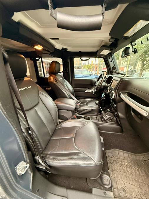 2017 Jeep Wrangler Unlimited Rubicon Recon 4x4, available for sale in Shelton, Connecticut | Center Motorsports LLC. Shelton, Connecticut 2017 Jeep Wrangler Unlimited Rubicon Recon 4x4, available for sale in Shelton, Connecticut | Center Motorsports LLC. Shelton, Connecticut