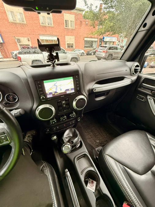 2017 Jeep Wrangler Unlimited Rubicon Recon 4x4, available for sale in Shelton, Connecticut | Center Motorsports LLC. Shelton, Connecticut 2017 Jeep Wrangler Unlimited Rubicon Recon 4x4, available for sale in Shelton, Connecticut | Center Motorsports LLC. Shelton, Connecticut