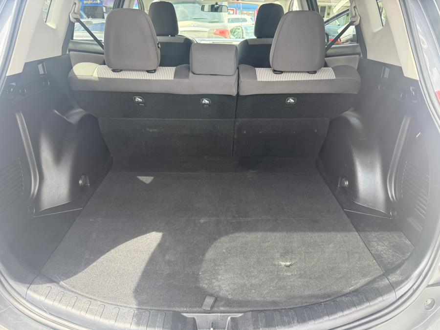 2014 Toyota RAV4 AWD 4dr LE (Natl), available for sale in Bridgeport, Connecticut | CT Auto. Bridgeport, Connecticut 2014 Toyota RAV4 AWD 4dr LE (Natl), available for sale in Bridgeport, Connecticut | CT Auto. Bridgeport, Connecticut