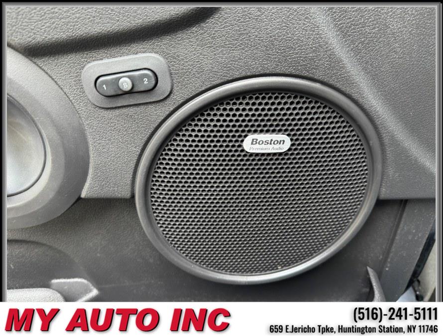 2009 Jeep Commander 4WD 4dr Limited, available for sale in Huntington Station, New York | My Auto Inc.. Huntington Station, New York 2009 Jeep Commander 4WD 4dr Limited, available for sale in Huntington Station, New York | My Auto Inc.. Huntington Station, New York