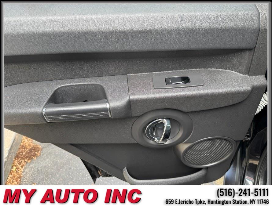 2009 Jeep Commander 4WD 4dr Limited, available for sale in Huntington Station, New York | My Auto Inc.. Huntington Station, New York 2009 Jeep Commander 4WD 4dr Limited, available for sale in Huntington Station, New York | My Auto Inc.. Huntington Station, New York