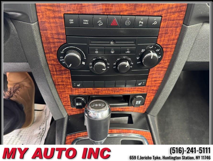 2009 Jeep Commander 4WD 4dr Limited, available for sale in Huntington Station, New York | My Auto Inc.. Huntington Station, New York 2009 Jeep Commander 4WD 4dr Limited, available for sale in Huntington Station, New York | My Auto Inc.. Huntington Station, New York