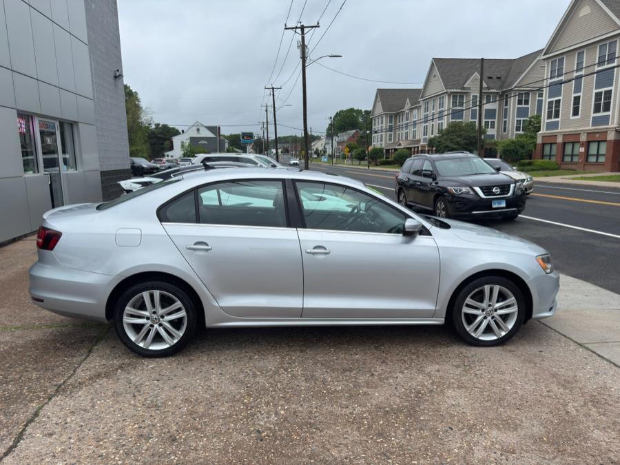 2016 Volkswagen Jetta Sedan 4dr Auto 1.8T SEL PZEV, available for sale in Manchester, Connecticut | Carsonmain LLC. Manchester, Connecticut 2016 Volkswagen Jetta Sedan 4dr Auto 1.8T SEL PZEV, available for sale in Manchester, Connecticut | Carsonmain LLC. Manchester, Connecticut