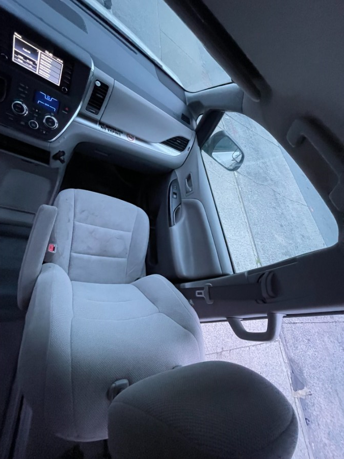 2018 Toyota Sienna L FWD 7-Passenger (Natl), available for sale in BROOKLYN, New York | Deals on Wheels International Auto. BROOKLYN, New York 2018 Toyota Sienna L FWD 7-Passenger (Natl), available for sale in BROOKLYN, New York | Deals on Wheels International Auto. BROOKLYN, New York