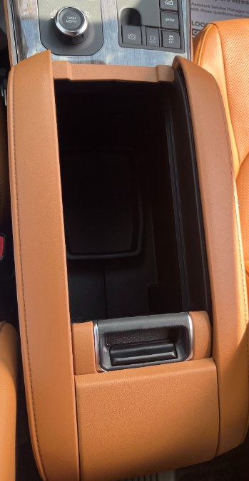 2025 Toyota Highlander Platinum AWD (Natl), available for sale in BROOKLYN, New York | Deals on Wheels International Auto. BROOKLYN, New York 2025 Toyota Highlander Platinum AWD (Natl), available for sale in BROOKLYN, New York | Deals on Wheels International Auto. BROOKLYN, New York