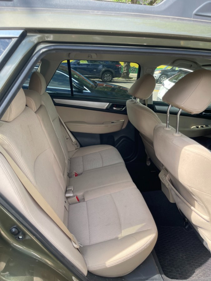 2019 Subaru Outback 2.5i Premium, available for sale in BROOKLYN, New York | Deals on Wheels International Auto. BROOKLYN, New York 2019 Subaru Outback 2.5i Premium, available for sale in BROOKLYN, New York | Deals on Wheels International Auto. BROOKLYN, New York