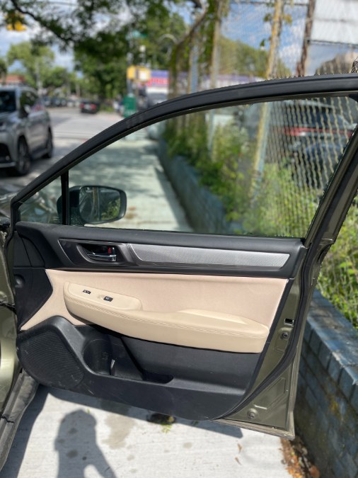 2019 Subaru Outback 2.5i Premium, available for sale in BROOKLYN, New York | Deals on Wheels International Auto. BROOKLYN, New York 2019 Subaru Outback 2.5i Premium, available for sale in BROOKLYN, New York | Deals on Wheels International Auto. BROOKLYN, New York