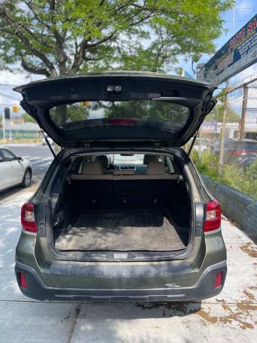 2019 Subaru Outback 2.5i Premium, available for sale in BROOKLYN, New York | Deals on Wheels International Auto. BROOKLYN, New York 2019 Subaru Outback 2.5i Premium, available for sale in BROOKLYN, New York | Deals on Wheels International Auto. BROOKLYN, New York