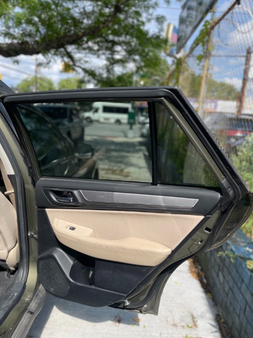 2019 Subaru Outback 2.5i Premium, available for sale in BROOKLYN, New York | Deals on Wheels International Auto. BROOKLYN, New York 2019 Subaru Outback 2.5i Premium, available for sale in BROOKLYN, New York | Deals on Wheels International Auto. BROOKLYN, New York